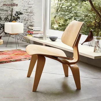 Кафе стол от скандинавски винтажной шперплат, Дизайнерски стол за дневна с обикновена черна облегалка, столове за почивка, мебели за дома