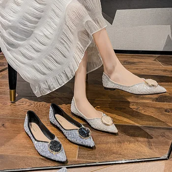 Плюс обувки на плоска подметка с голям размер, обувки на плоска подметка с остри пръсти и крепост, Дамски ежедневни дамски обувки с мека подметка, Блестящи женски обувки на равна подметка, Нови обувки на равна подметка голям размер C174